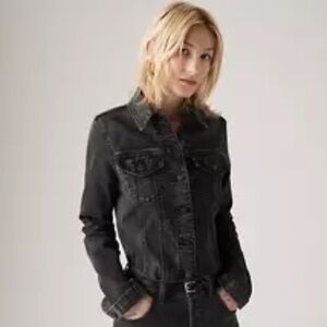 Levi's Women's Slim Tailored Trucker Jacket